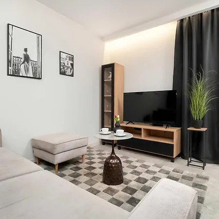 شقة Nowoczesny Z Dwoma Balkonami W Centrum Miasta By Renters وودج