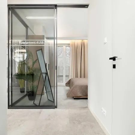 Nowoczesny Z Dwoma Balkonami W Centrum Miasta By Renters