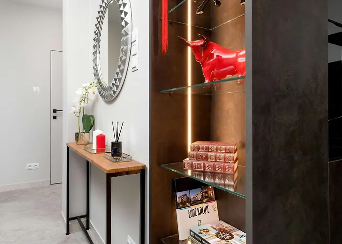 Nowoczesny Z Dwoma Balkonami W Centrum Miasta By Renters *